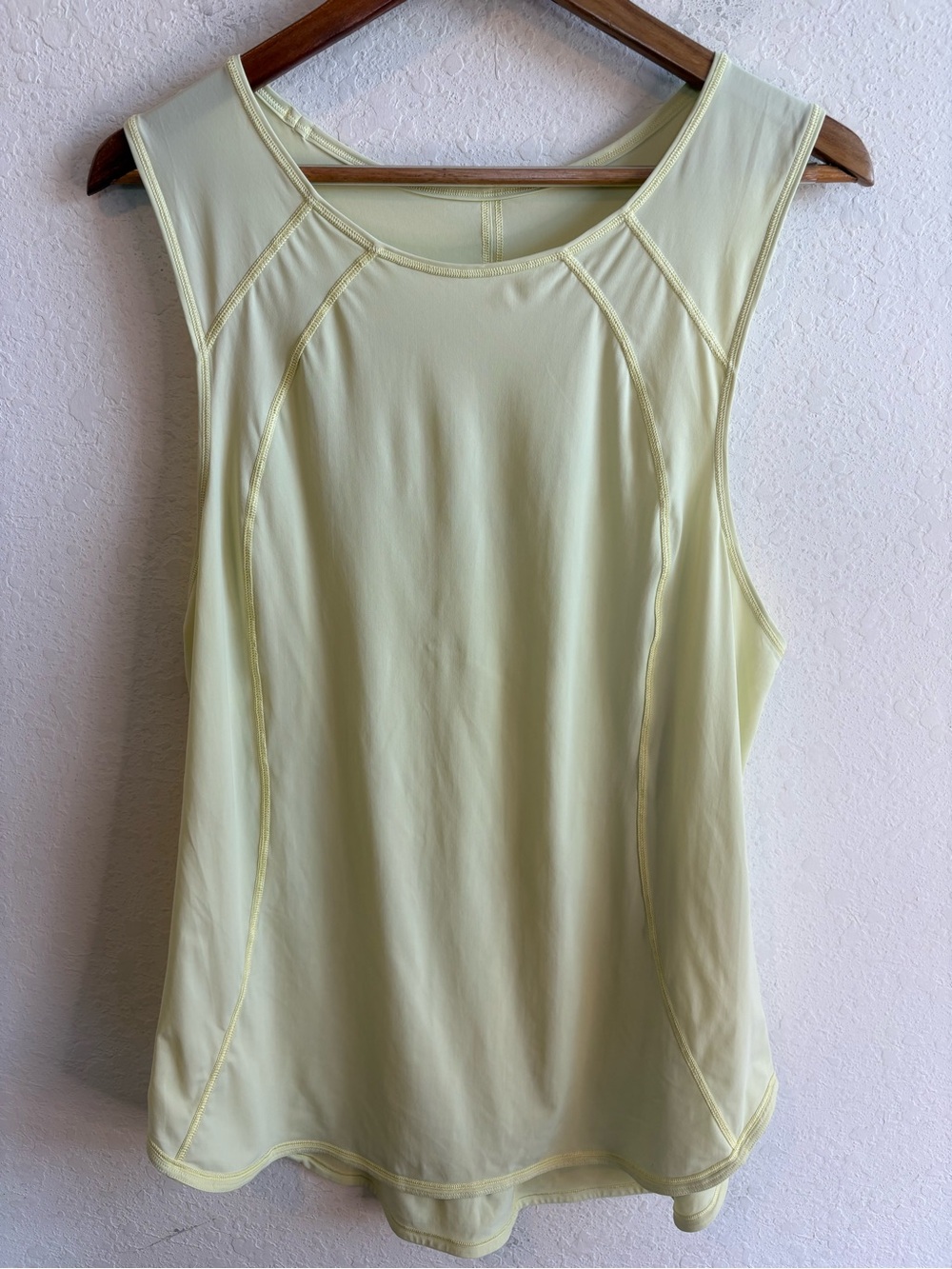 Lululemon Light Yellow Cut Out Back Sculpt Tank Size 14